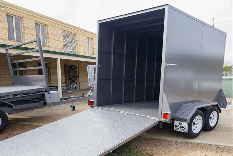 10X5 Enclosed Trailers